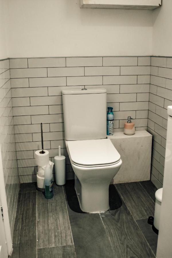 Dealhouse Apartments 10 哈德斯菲尔德 外观 照片