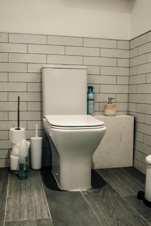 Dealhouse Apartments 10 哈德斯菲尔德 外观 照片